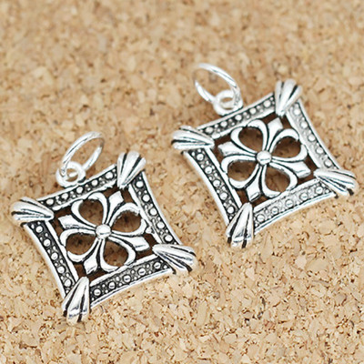 Combo 2 cái charm bạc hình vuông họa tiết lục tự cách tân treo - Ngọc Quý Gemstones