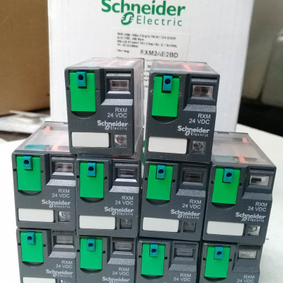 Rơ le trung gian RXM2AB2BD Schneider 8 chân, có led 24Vdc | Hàng Chính hãng |