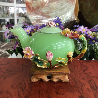 Bộ ấm trà chạm hoa sen đá ngọc cẩm thạch xanh