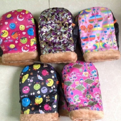 Găng tay đi xe máy lót nỉ ấm áp - Giao ngẫu nhiên