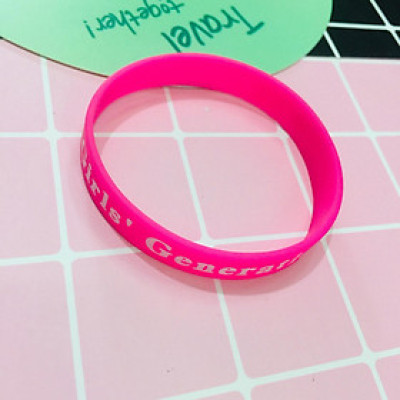 VÒNG TAY. LẮC TAY CAO SU SNSD KPOP COMBO 5 CÁI HỒNG TRẮNG