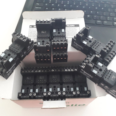 Đế rơ le RXZE2M114 Schneider Electric | Chính hãng |