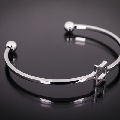 Vòng Tay Nữ Julius Hàn Quốc JS03 Ngôi Sao Thép Không Gỉ Màu Bạc