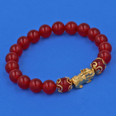 Vồng tay thạch anh đỏ 8 ly charm tỳ hưu TH74