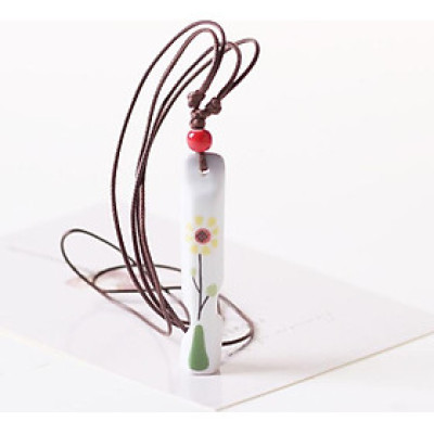 Vòng cổ gốm truyền thống còi vẽ hoa giao mầu ngẫu nhiên