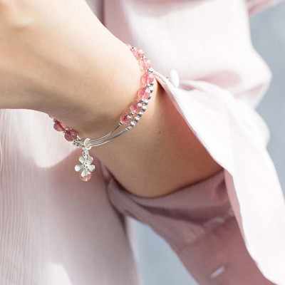 Vòng bạc đá thạch anh dâu phối charm bi mệnh hỏa, thổ - Ngọc Quý Gemstones