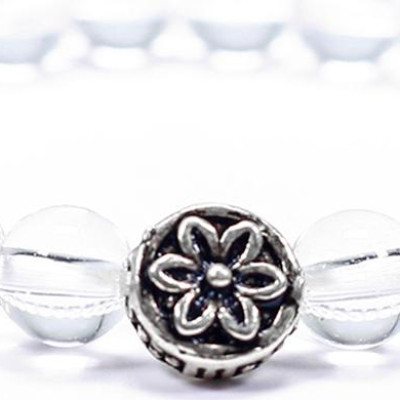 Vòng tay cho bé đá thạch anh trắng charm bạc mệnh thủy, kim - Ngọc Quý Gemstones