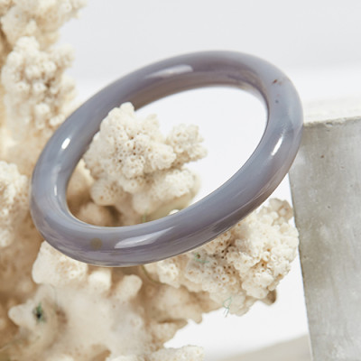 Vòng tay đá mã não xám thiên nhiên bản tròn mệnh kim thủy - Ngọc Quý Gemstones