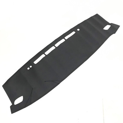 Thảm taplo ô tô Fortuner (2016 - 2019) loại da vân cacbon chống nắng, chống nứt vỡ taplo, thảm taplo Toyota Fortuner