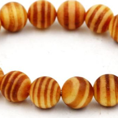 Vòng tay chuỗi hạt gỗ Huyết rồng 10 ly 18 hạt