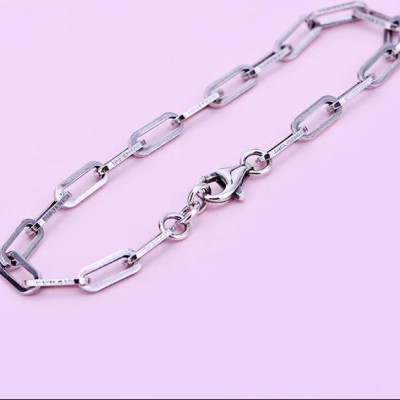 Vòng đeo tay lắc tay xích vuông xu hướng thời trang fashion new