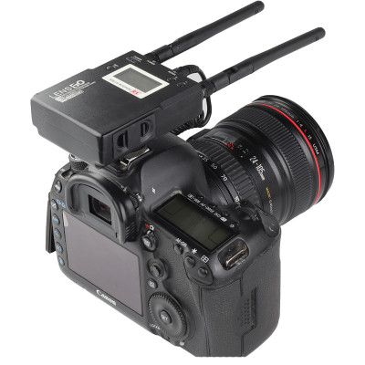 Lensgo LWM-338C - Micro Không Dây Sóng UHF, Thu Âm Cho Máy Ảnh, Phạm Vi Hoạt Động 150m - Hàng Chính Hãng