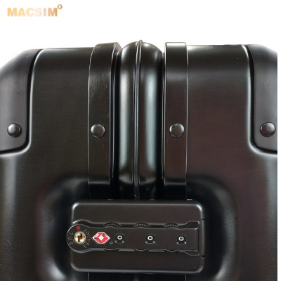 Vali du lịch cao cấp hợp kim nhôm nguyên khối MS1318 Macsim màu đen cỡ 24inches
