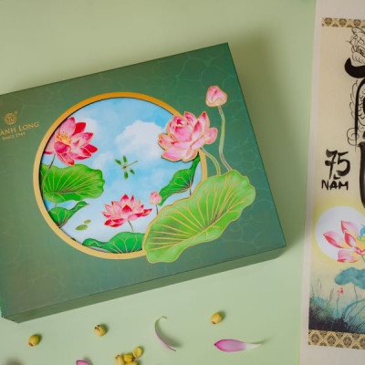 Hộp bánh trung thu 4 bánh chay 220g - Thành Long - Combo chay trăng/ chay 4 880g - Tặng 1 hộp trà - Việt Nam