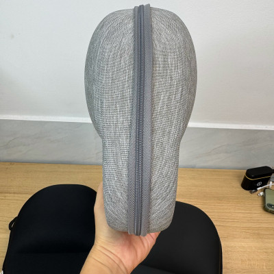 Túi hộp chống sốc khung cứng đựng tai nghe chụp tai loại lớn airpods max chống thấm chống trầy xước có quai xách treo - Hàng chính hãng