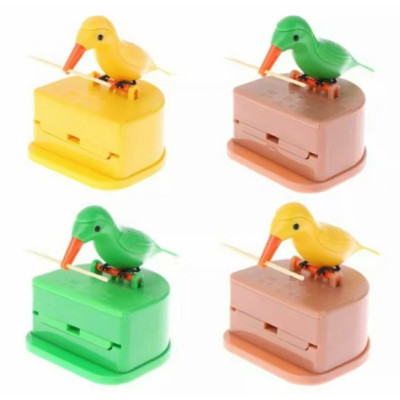 1 CON CHIM CÔNG LẤY TĂM TỰ ĐỘNG THUẬN TIỆN CHO MỌI GIA ĐÌNH 