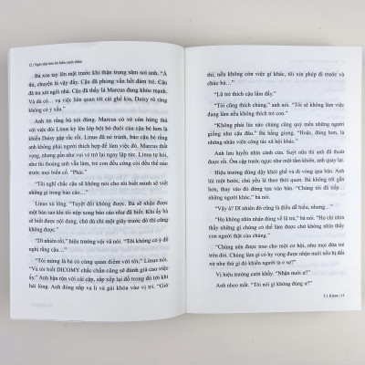 Sách - Ngôi nhà bên bờ biển xanh thẳm (AZ Việt Nam) - Bìa mềm - 640 trang