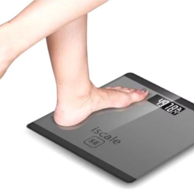 CÂN ĐIỆN TỬ KIỂM TRA SỨC KHỎE HÀNG NGÀY THÔNG MINH