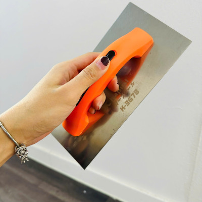 Bàn xoa răng cưa (bay răng cưa) KAPUSI Japan, lưỡi thép cán nhựa cam chắc chắn