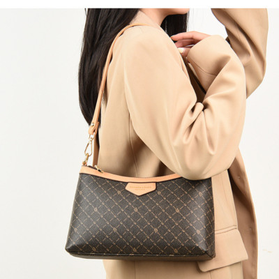 Túi xách nữ thời trang công sở cao cấp phong cách cá tính mới