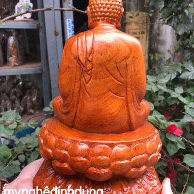 Tượng phật thích ca bằng gỗ hương đá cao 30x19x17cm