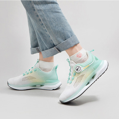 Giày thể thao nam đế êm nhẹ, thoáng khí đế cao su đúc, chống trơn trượt hạn chế mòn – BEE GEE - GNA2036