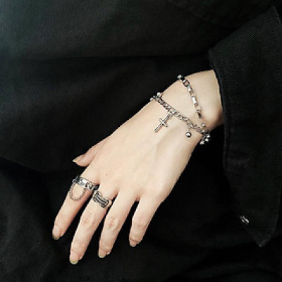 Set 2 vòng đeo tay chữ thập phong cách đường phố cá tính