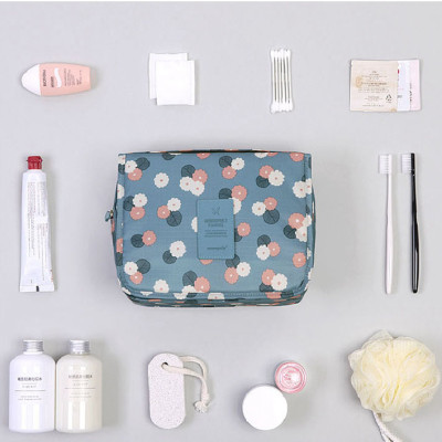 Túi Đựng Mỹ Phẩm Gấp Gọn - Hàng Chính Hãng (Màu, họa tiết ngẫu nhiên)