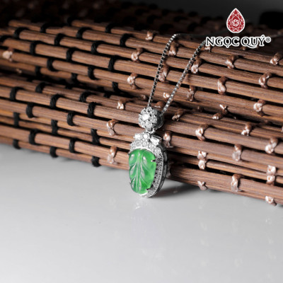 Mặt dây chuyền đính đá phỉ thúy mệnh hỏa mộc - Ngọc Quý Gemstones