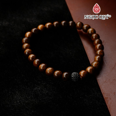 Vòng tay trầm tốc phối charm hợp kim đính đá - Ngọc Quý Gemstones