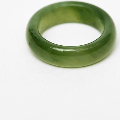 Nhẫn nữ ngọc bích mệnh hỏa, mộc - Ngọc Quý Gemstones