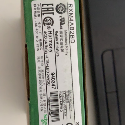 Rơ le RXM4AB2BD Schneider, coil 24Vdc, 14 chân, có LED, có phím test | Hàng Chính hãng |