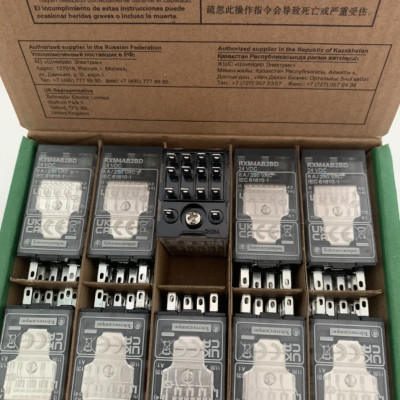 Rơ le RXM4AB2BD Schneider, coil 24Vdc, 14 chân, có LED, có phím test | Hàng Chính hãng |
