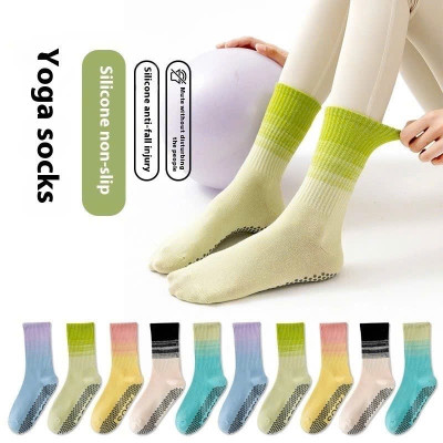 Tất / Vớ Chân Cao Cổ Nữ 15,9K Freesize Tập Yoga Pilates Len Co Giãn Đính Hạt Silicon Chống Trơn Trượt (Cao Cổ Kẻ Sọc)