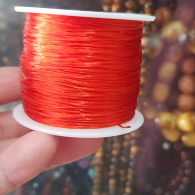 Cuộn Dây Thun CO GIÃN màu Đỏ xỏ vòng hạt chuỗi                                   Dây này là dây thun chuyên xỏ vòng chuỗi màu Đỏ, có đủ màu .. Anh Chị đang đeo chuỗi muốn thay dây khác cho vòng thì đặt cuộn Thun chỉ này nhé