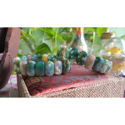 Vòng tay đá phong thủy