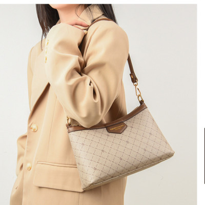 Túi xách nữ thời trang công sở cao cấp phong cách cá tính mới