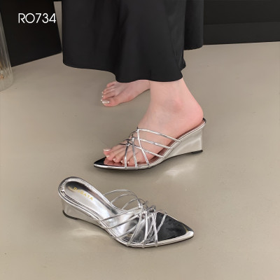 Dép nữ quai chéo, mũi nhọn, đế xuồng ROSATA RO734 - 5p - Vàng, Bạc - BKSTORE