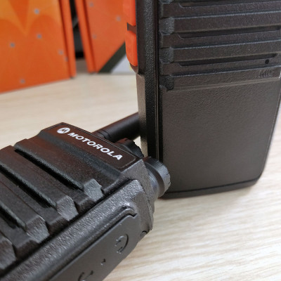 Bộ đàm Motorola XPR-700E phiên bản mới, liên lạc xa tới 3km, pin sử dụng lên tới 12h liên tục – Hàng nhập khẩu