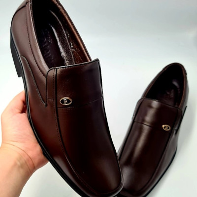 GIÀY LƯỜI NAM DA BÒ 100%, ĐÍNH KHUY R CAO CẤP, DA BÒ NAPPA MỀM MẠI, ĐÉ CAO SU CAO 3CM HỖ TRỢ TĂNG CHIỀU CAO