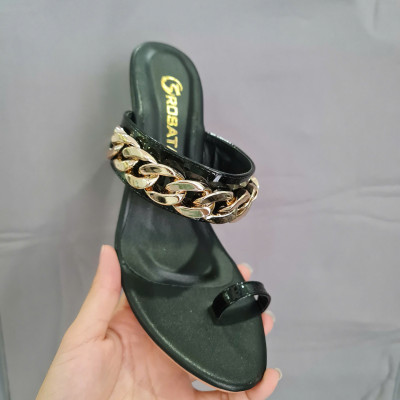 Dép nữ xỏ ngón, đế xuồng mica ROSATA RO681 - 7p - Đen - BKSTORE