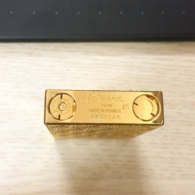 Vỏ Hột Quẹt Bật Lửa Upon Gas Đá D98V Họa Tiết Kẻ Hoa Đẹp Độc Lạ - Dùng Gas Đá Cao Cấp