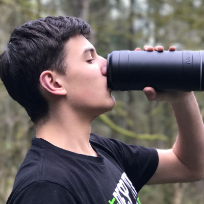 Bình giữ nhiệt Pelican chính hãng 64oz - White color