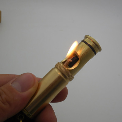 Vỏ Hột Quẹt Bật Lửa Xăng Đá Dolphin HY-682 Có Buồng Chắn Gió