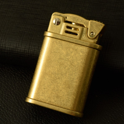 Vỏ Hột Quẹt Bật Lửa Xăng Chief CF211 Làm Bằng Đồng Nguyên Khối Nhiều Màu - Dùng Xăng Bấc Đá Cao Cấp