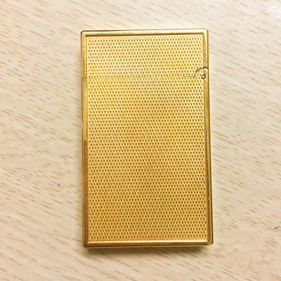 Vỏ Hột Quẹt Bật Lửa Upon D139V Họa Tiết Hình Ô Vuông Nhỏ Li Ti Màu Vàng Sang Trọng - Dùng Gas Đá Cao Cấp