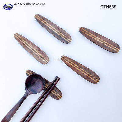 Gác đũa 2 trong 1 gỗ óc chó kẻ sọc tiện dụng và sang trọng trên bàn ăn - CTH539