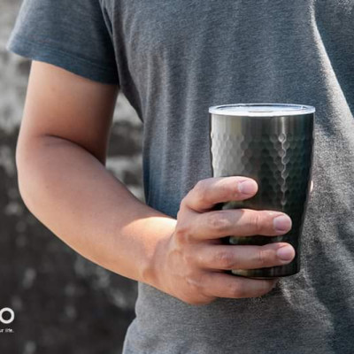 Ly giữ nhiệt inox hoa văn tổ ong 2 lớp phủ sứ Tiamo 360ml