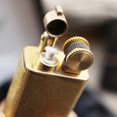 Vỏ Hột Quẹt Bật Lửa xăng đá Zorro Z545 thiết kế đẹp độc lạ - dùng xăng bấc đá cao cấp