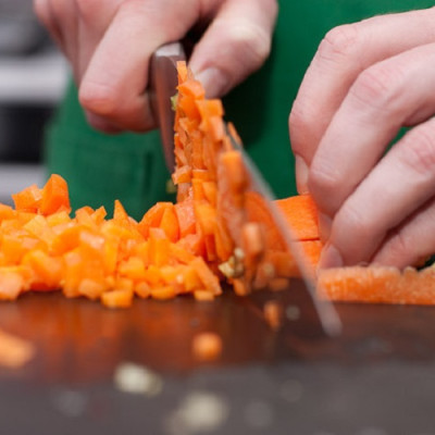 Dao Nhà Bếp Lưỡi Nhọn Kai - 1393N 041BE0031